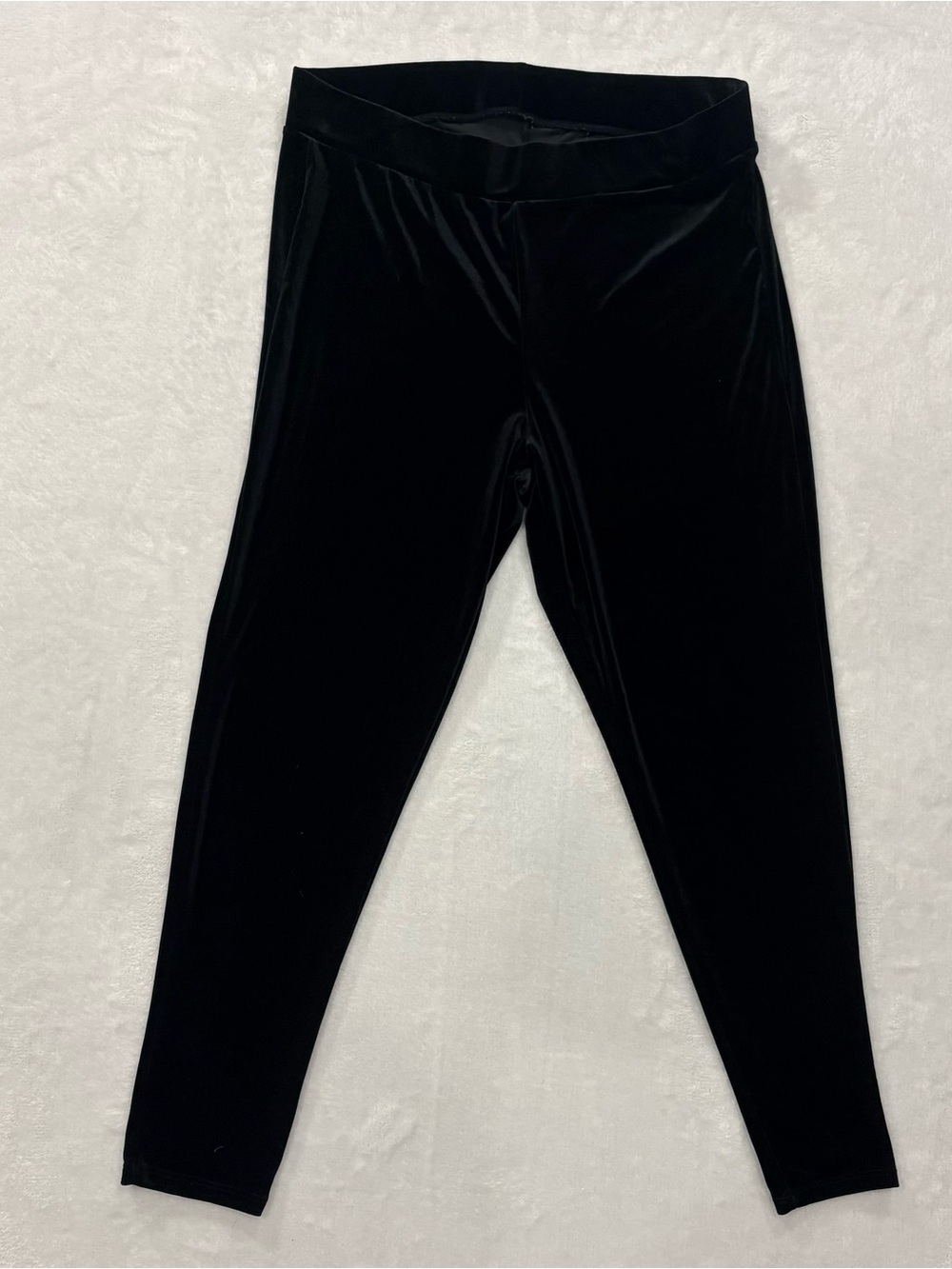 Torrid Black Velvet Leggings Size 2 = Women's 2X 18/20